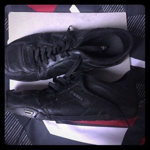 Diesel shoes!!!in good conditions!!